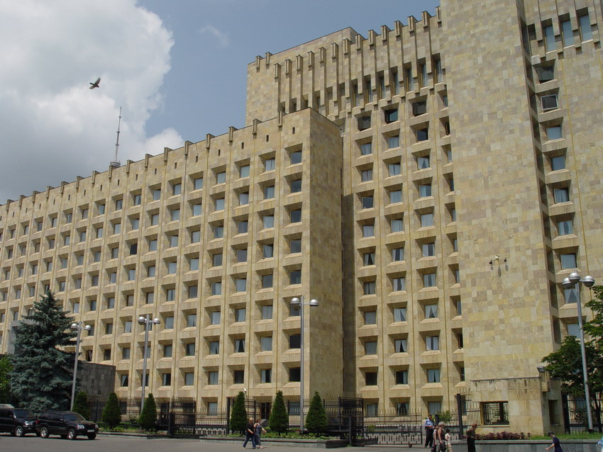 Представители грузинской диаспоры объявляют протес Конгрессу народов Грузии в Санкт-Петербурге 