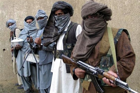 Смертники атаковали правительственное здание в Афганистане