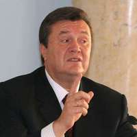 У ЦИК Украины начался митинг сторонников Виктора Януковича