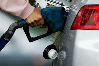 В Грузии снижается цена на бензин