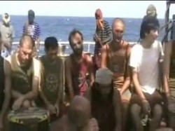 Освобожденные из плена пиратов грузинские моряки летят на Родину