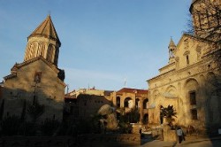 Эчмиадзин благодарен президенту Грузии в связи с предоставлением статуса Армянской церкви