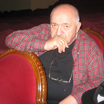 Роберт Стуруа согласился стать режиссером театра Александра Калягина Et Cetera
