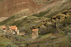 Азербайджанские пограничники встали в грузинском монастыре «Давид Гареджи»
