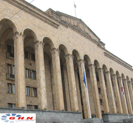 Парламент Грузии восстановит депутатские полномочия Константина Гамсахурдиа