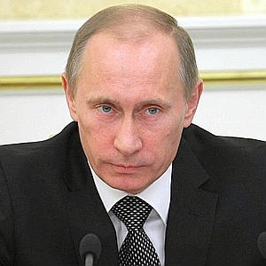 Владимира Путина зарегистрировали в кандидаты президента РФ