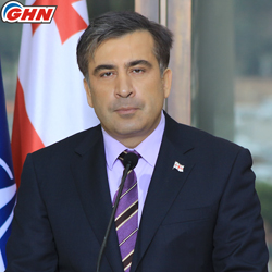 Саакашвили предложит НАТО использовать Грузию для транзита в Афганистан 